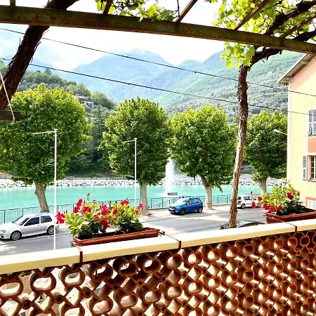 公寓 Terrasse Vue 罗亚河畔布雷伊